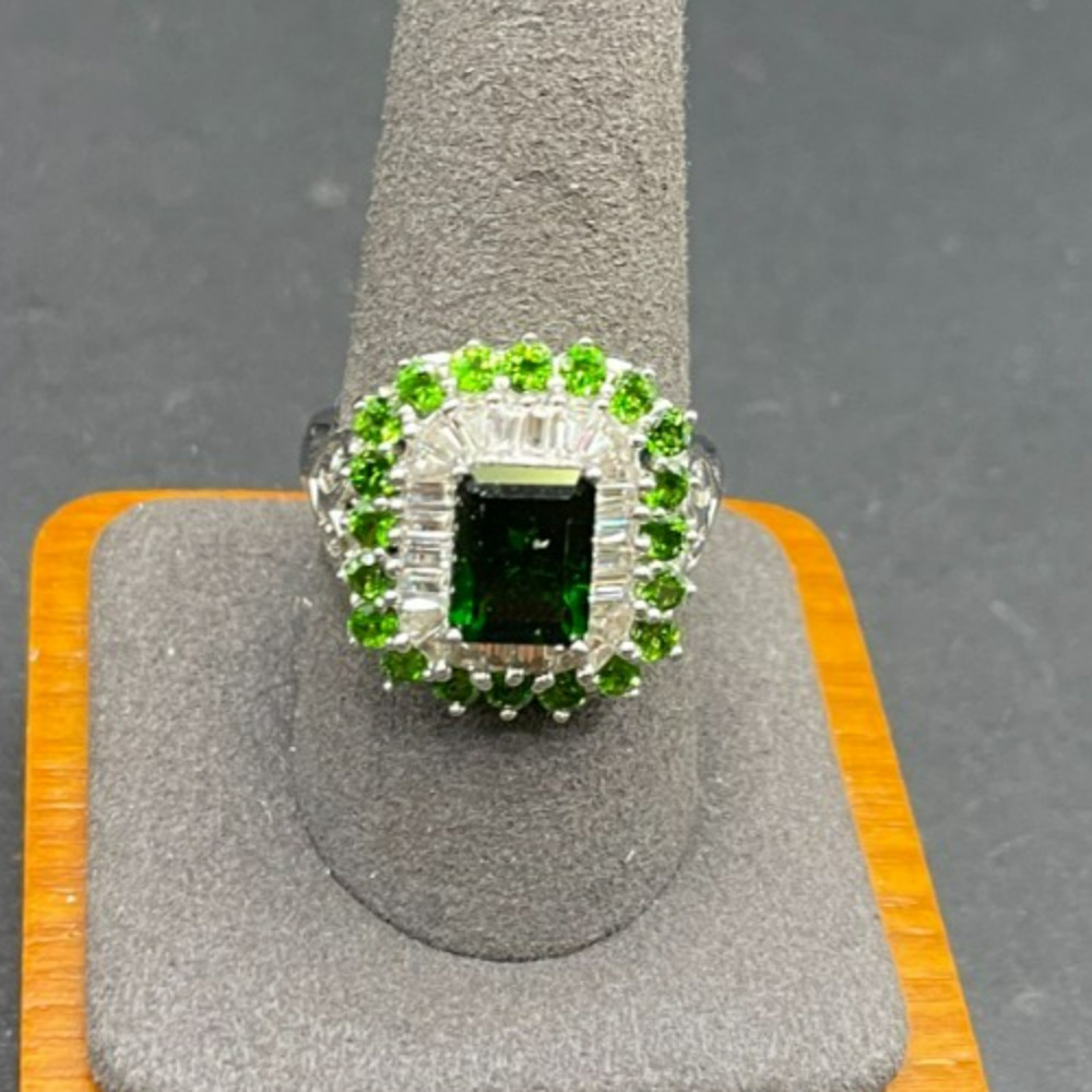 925 Sterling Silver Green Chrome Diopside and White Zircon Ring Size 9.75 China